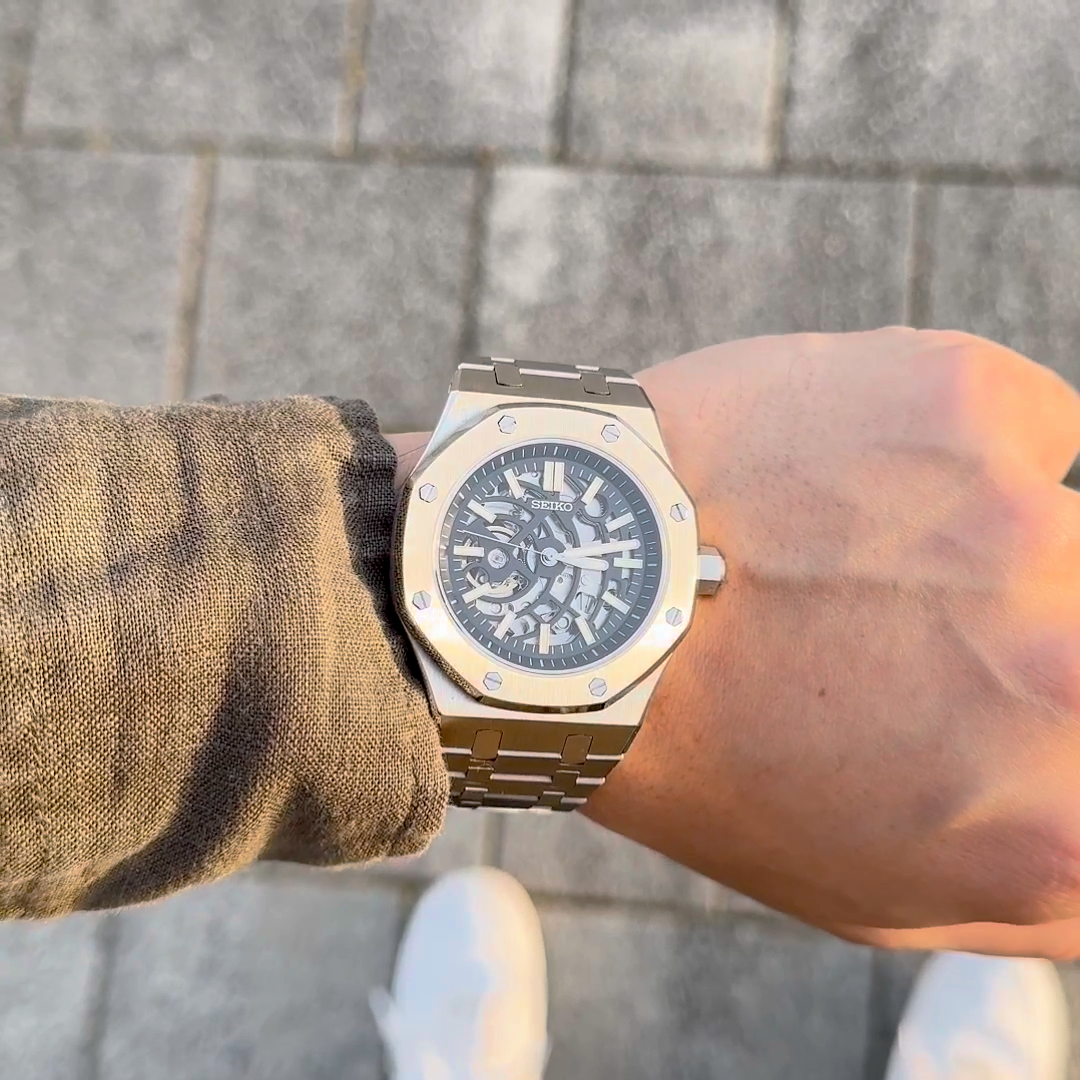 ROYAL SEIKOAK SKELETON